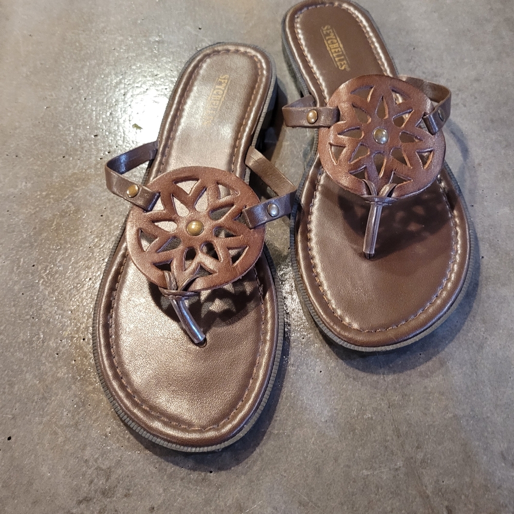 Seychelles women's brown leather thong sandals size 8